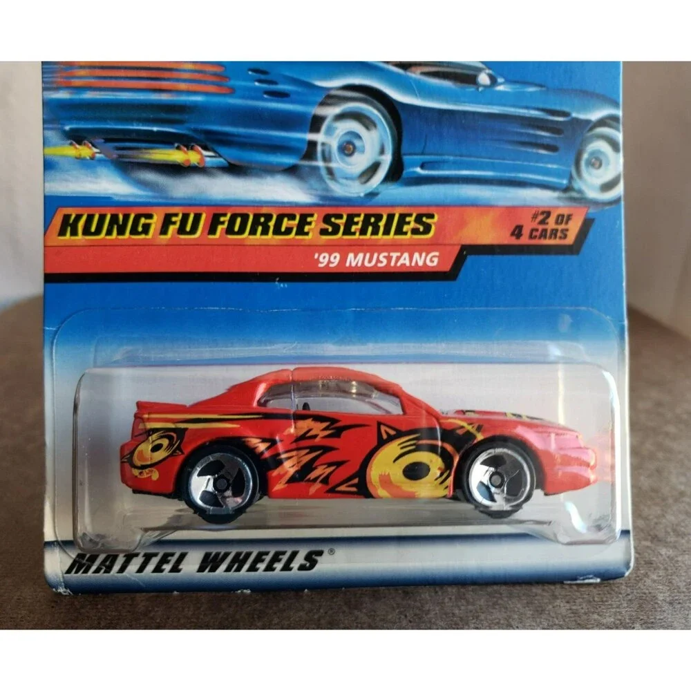 VTG 2000 Hot Wheel '99 MUSTANG Red KUNG FU FORCE Series #2/5 1:64 3 Spoke #26037